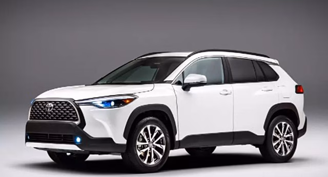 У вседорожной Toyota Corolla Cross появится гибридная версия для США