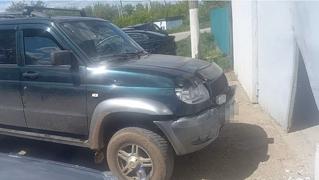 В Башкирии внедорожник протаранил автосервис