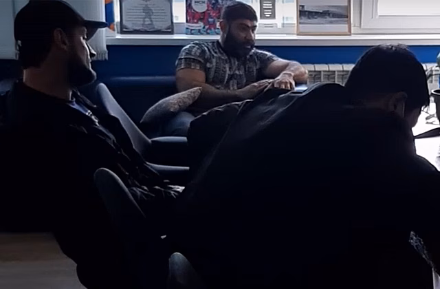 «Бандитский визит» в редакцию НГС: трое мужчин угрожали журналисту из-за текста