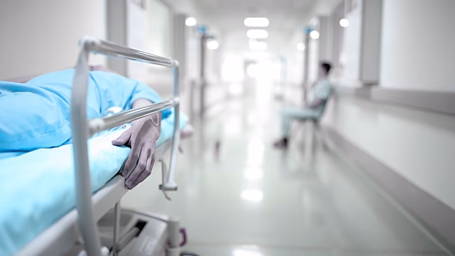 В Петербурге мальчика сбила машина, он попал в больницу с черепно-мозговой травмой