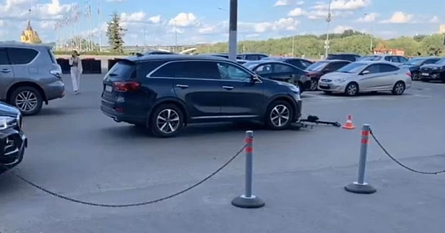 Подростка на самокате сбили на парковке в Нижнем Новгороде — ребенок в больнице