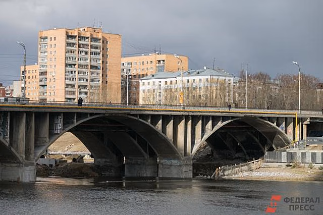 Мэр Екатеринбурга пообещал достроить Макаровский мост раньше срока
