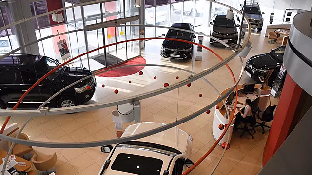 Дилеры Lada смогут торговать автомобилями китайских марок