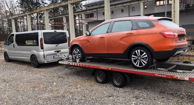 Немцы продолжают покупать автомобили Lada и УАЗ