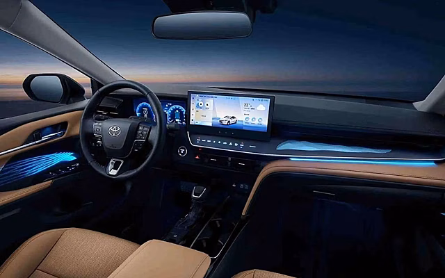 Купить Toyota Camry последнего поколения в РФ можно от 5 млн рублей