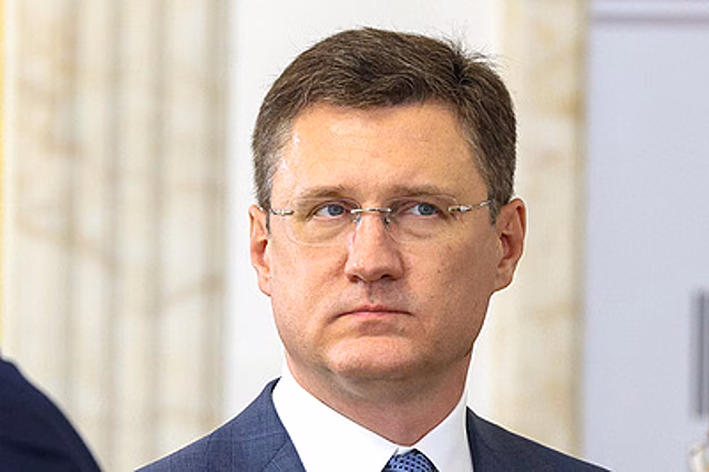 Новак поддержал запрет экспорта бензина для производителей на сентябрь