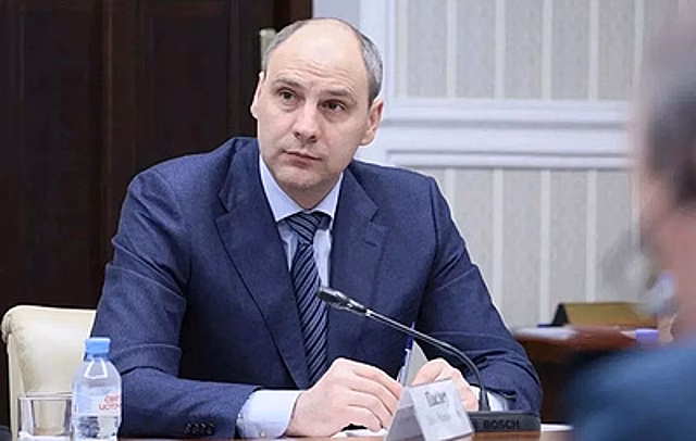 Денис Паслер: 7,5 млрд рублей направят свердловским муниципалитетам на ремонты дорог