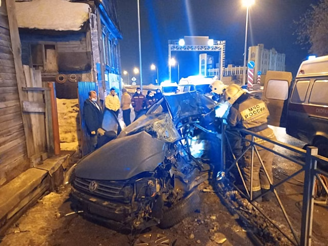 В Самаре три человека погибло в аварии с каршеринговым авто