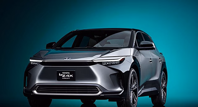 Toyota запускает приложение, которое поможет рассказать об электромобилях