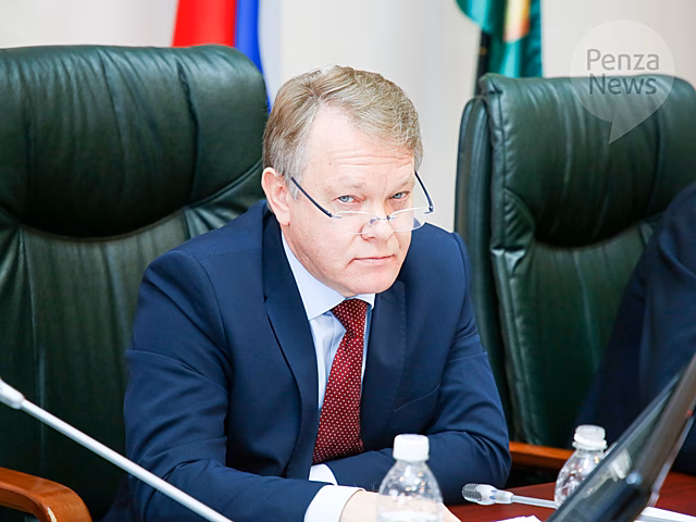 Александр Басенко поздравил жителей Пензы с Новым годом