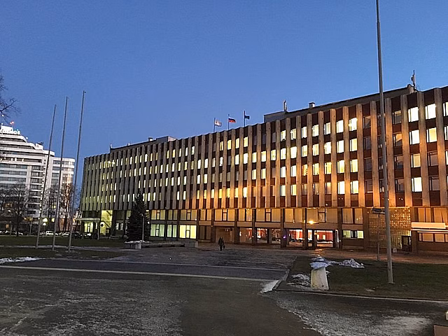 С гололёдом не справляются! Мэрия Петрозаводска оценила работу управляющих компаний