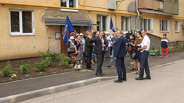 Новые тротуары появились в Майском