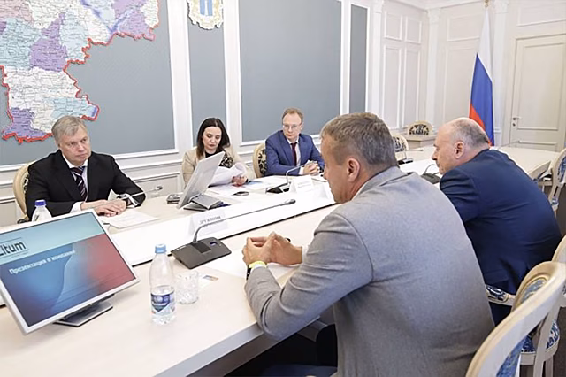 Садыр Жапаров дал старт работе завода по производству стерильных препаратов