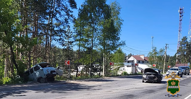Двое детей и четверо взрослых получили травмы в ДТП под Калугой