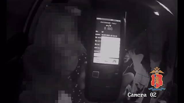 В Красноярске инспекторы ДПС прервали нетрезвую поездку автомобилистки с ребёнком