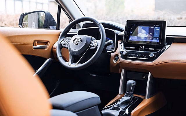 Новый кроссовер Toyota оказался доступнее Chery и Belgee: называем цены