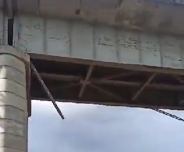 «Балки отваливаются!»: жители Благовещенска пожаловались на состояние зейского моста