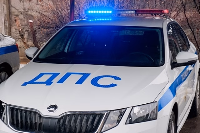 Водитель без прав протаранил дом в Волгограде