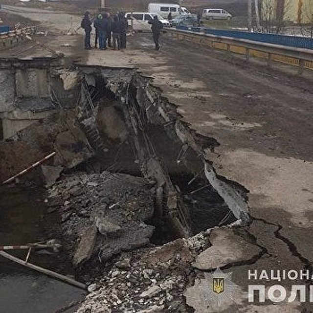 В Тернопольской области рухнул автомобильный мост