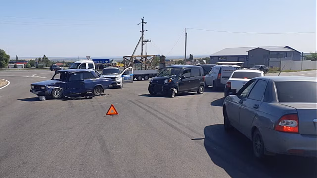 В аварии рядом с Дубками пострадало четыре человека