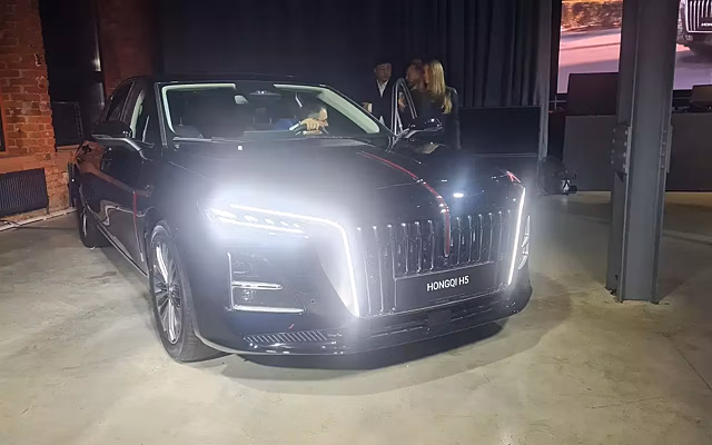 Hongqi H5 обновился: новый салон, новые опции