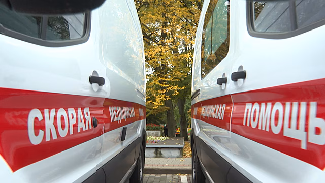 Парк машин скорой помощи в регионе пополнился 17 новыми автомобилями