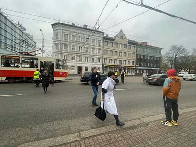 Авария на рельсах и другие «прелести» вечернего города, где в Калининграде собираются пробки в четверг
