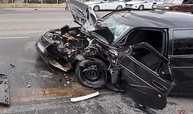 Появилось видео массовой автоаварии в Волгограде