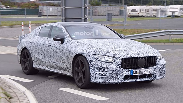 Четырёхдверный Mercedes-AMG GT вновь замечен на тестах