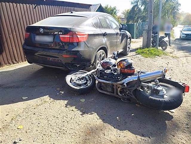 Два человека пострадали в ДТП с мотоциклом в Самаре