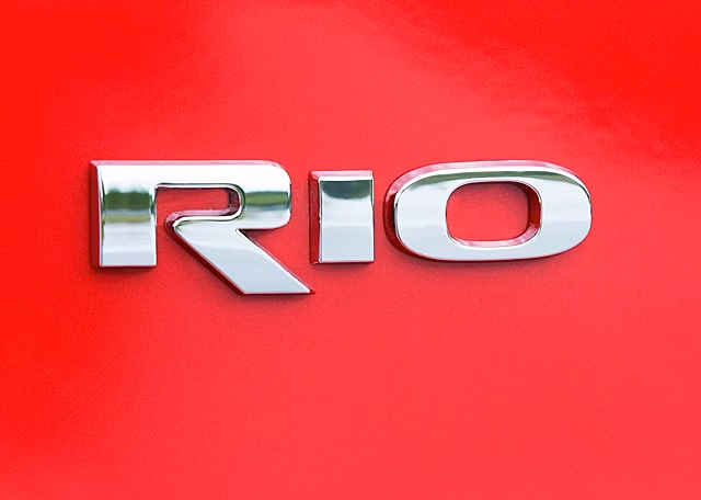 В Петербурге начали собирать новый Kia Rio в тестовом режиме