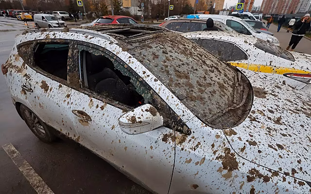 Стала известна сумма ущерба от обрушения комплекса «Снежком» на автостоянку
