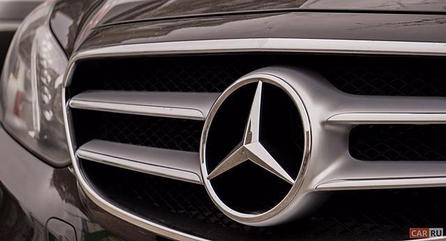 Во Вьетнаме продают автомобиль Mercedes-Benz-Lamborghini