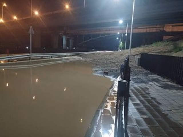 В Уфе размыло грунт под Бельским мостом из-за ливня