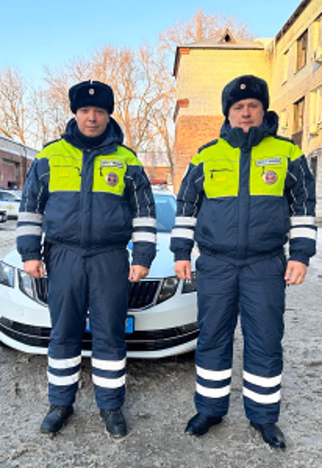 В Самарской области Госавтоинспекторы оперативно доставили в больницу ребенка, нуждающегося в помощи медицинских работников