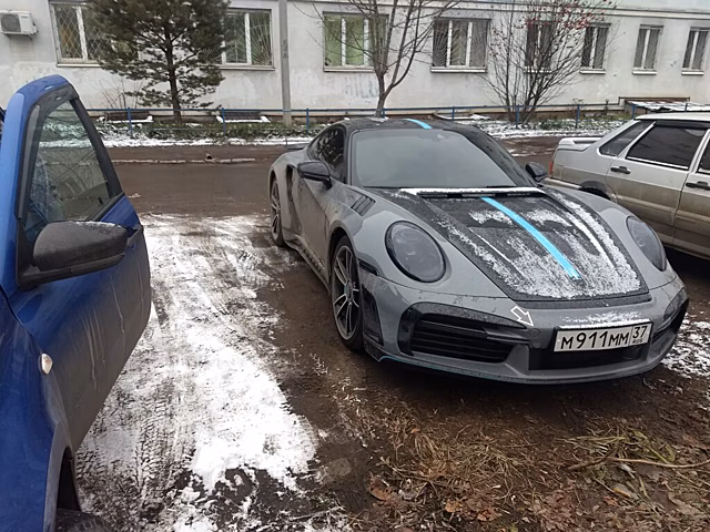 Автоэксперт Сидоров советовал водителям в РФ прогревать зимой автомобиль с «автоматом»