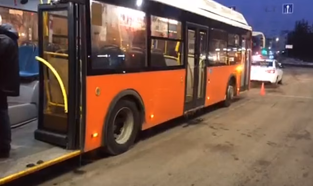 76-летняя нижегородка получила травмы после поездки на автобусе