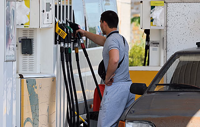В Калининградской области опровергли данные об особом порядке продажи бензина