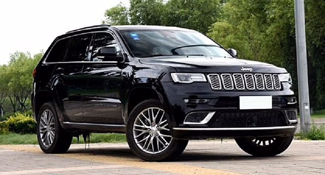 Новый Jeep Grand Cherokee лишился пневмоподвески и потерял в проходимости