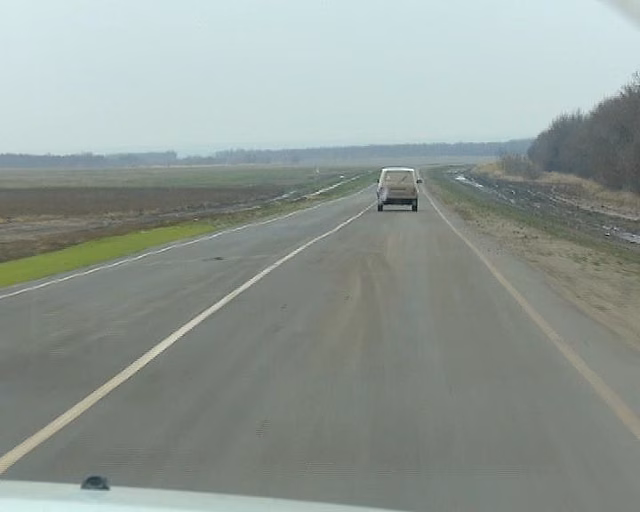 Движение большегрузов было замечено по автодороге к хутору Каменского района