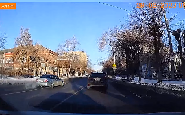 В Рязани водитель выехал на встречную полосу на улице Весенней