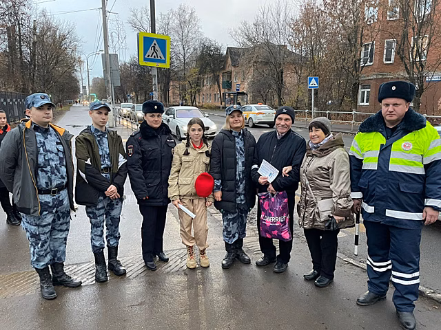 В г.о. Щелково автоинспекторы провели акцию по безопасному участию граждан в дорожной обстановке