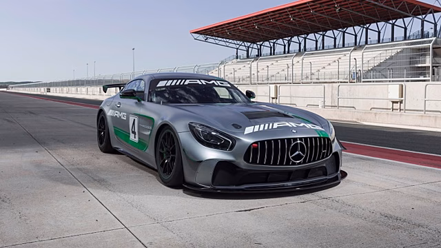 Mercedes-Benz рассекретил гоночный Mercedes-AMG GT4