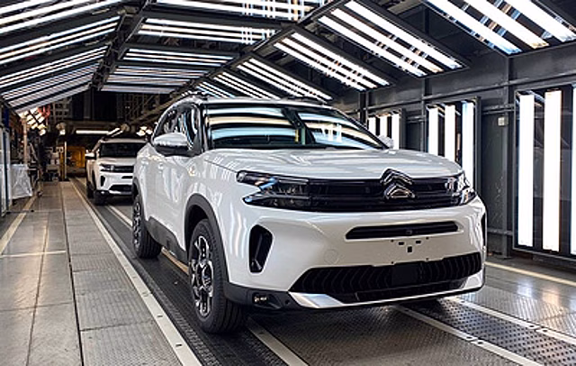 В Калуге запустили серийное производство кроссоверов Citroen на заводе "ПСМА Рус"