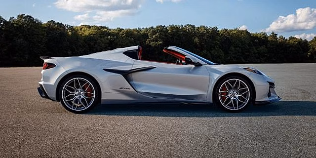 Первая информация о новом поколении спорткара Chevrolet Corvette 2023