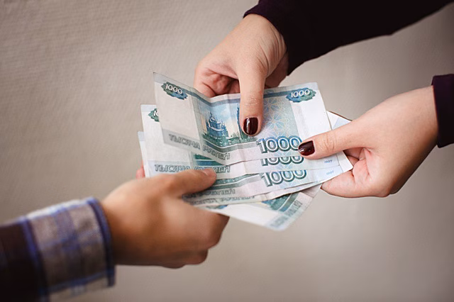 Жители Удмуртии собрали 150 000 рублей для троих осиротевших после аварии детей
