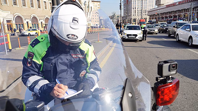 Почти 700 ДТП с мотоциклистами произошло в Москве с начала года