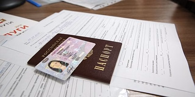 Принятие нового порядка медосмотра для российских водителей отложили