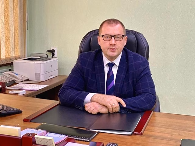 Новый руководитель «Службы единого заказчика» с 2019 года официально не работал