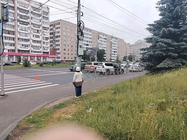Пожилой водитель сбил ребенка на пешеходном переходе в Костроме